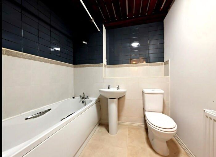 3 Bedroom Terraced House To Rent In Cypress Way, Nuneaton, CV10