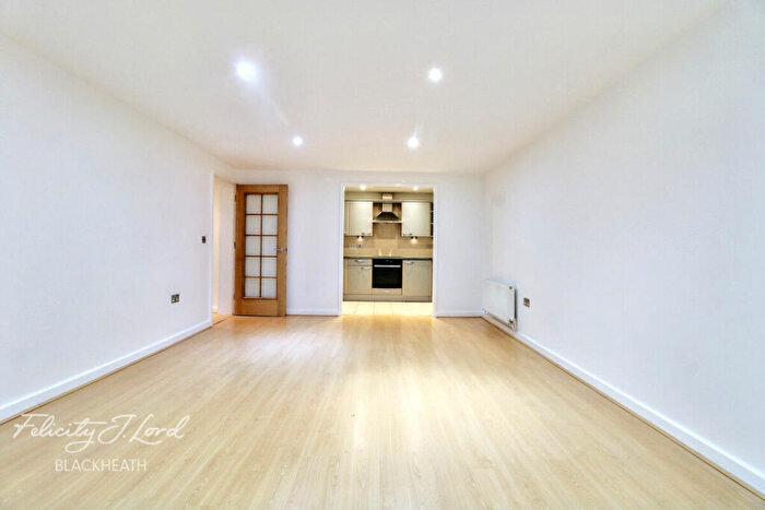 2 Bedroom Apartment To Rent In Meadowcourt Road, London, SE3