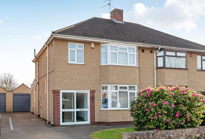 3 Bedroom Semi Detached House For Sale In Bromley Heath Avenue, Bromley Heath, Bristol, South Gloucestershire, BS16