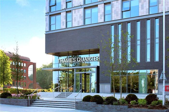 2 Bedroom Apartment To Rent In Thames Quarter, Napier Road, Reading, RG1