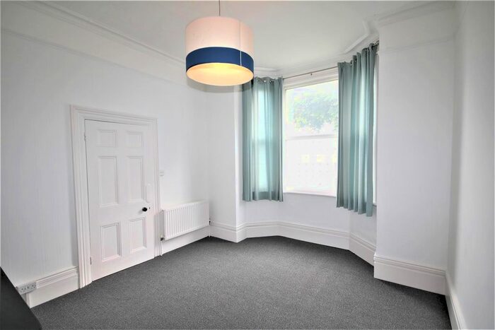 3 Bedroom Property To Rent In Sturry Road, Canterbury, CT1