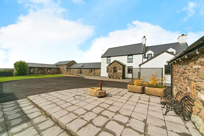 8 Bedroom Cottage For Sale In Carmel, Llannerch-y-Medd, Isle Of Anglesey, LL71