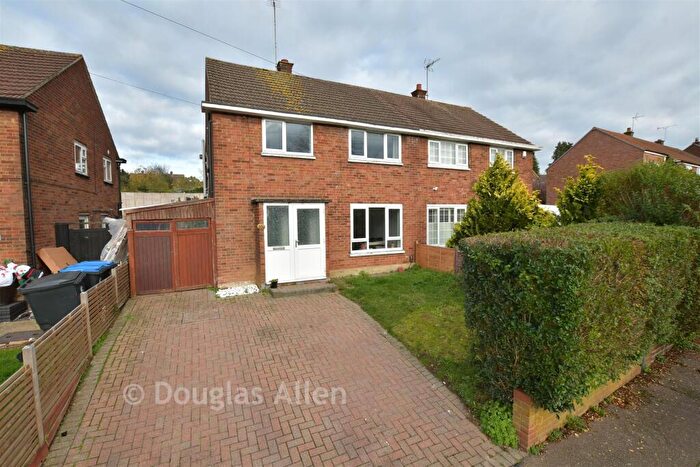 3 Bedroom Semi Detached House For Sale In Beaconfield Road, Epping, Essex, CM16
