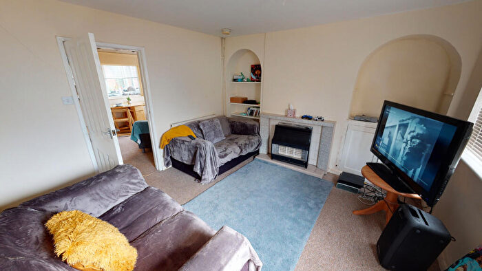 2 Bedroom Terraced House To Rent In Carholme Road | Student House | /, LN1