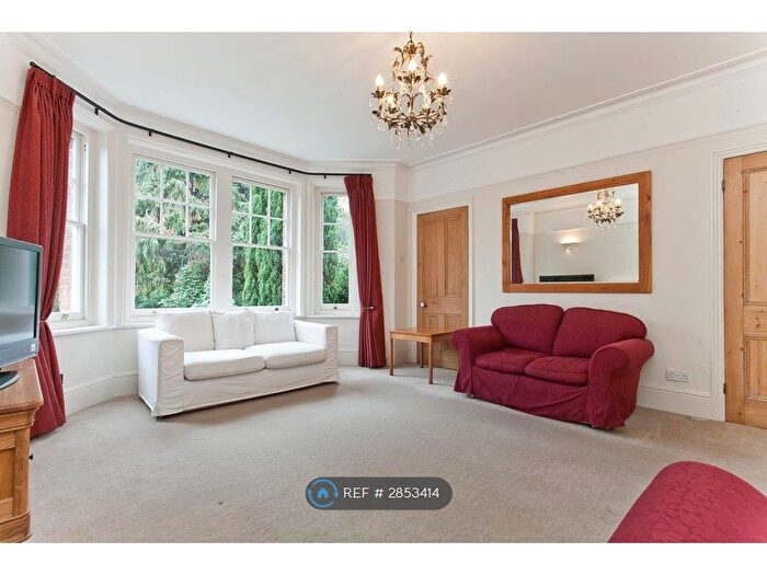 3 Bedroom Flat To Rent In Highland Road, Bromley, BR1