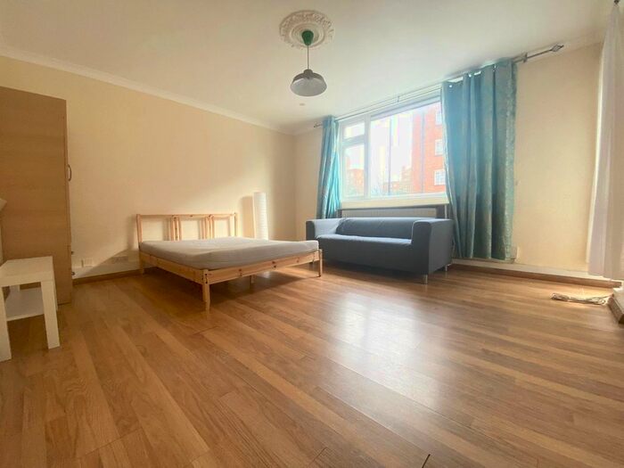 4 Bedroom Flat To Rent In Castle Road, Camden, NW1