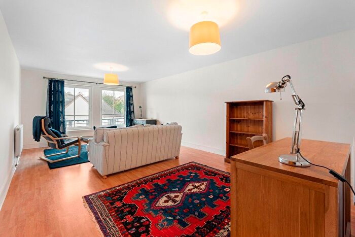 2 Bedroom Flat To Rent In Hopetoun Street, Broughton, Edinburgh, EH7