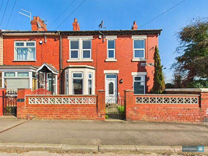 3 Bedroom Semi-Detached House To Rent In Springwell Lane, Doncaster, South Yorkshire, DN4