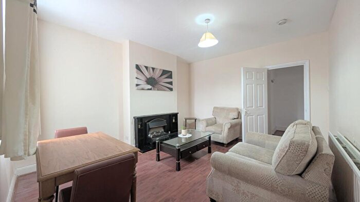 2 Bedroom Flat To Rent In Watford Road, Wembley, HA0