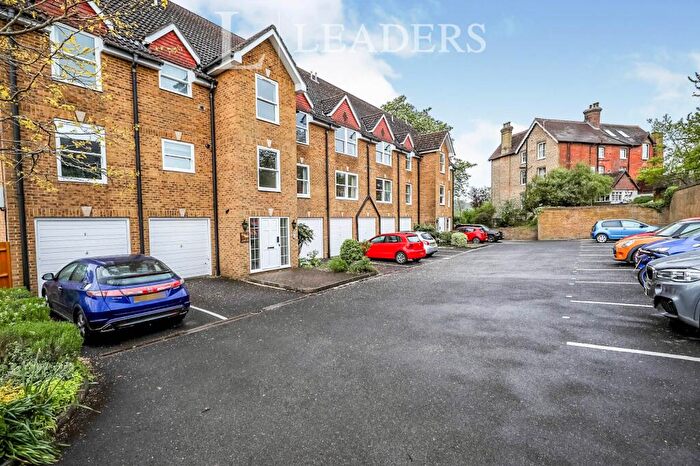 2 Bedroom Property To Rent In Old Station Way, Godalming, GU7