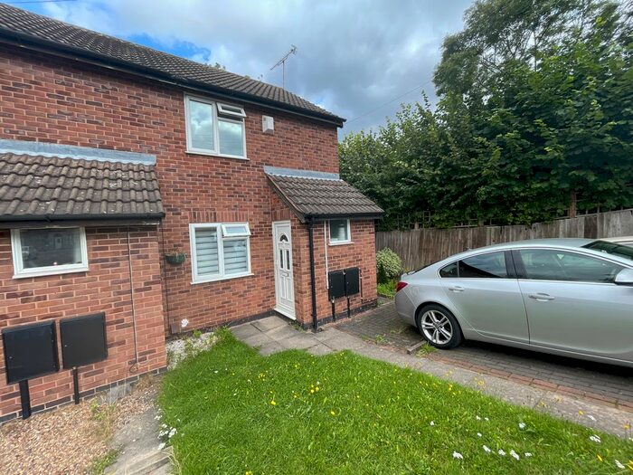 2 Bedroom Town House To Rent In Caroline Court, Leicester, LE2