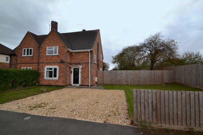 3 Bedroom Semi-Detached House To Rent In Kelvin Grove, Corby, NN17