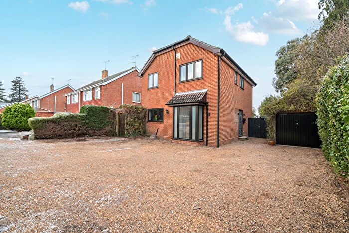 4 Bedroom Detached House For Sale In Painswick Close, Sarisbury Green, Hampshire, SO31