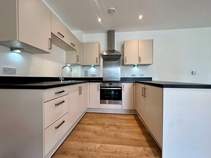 2 Bedroom Flat To Rent In Grange Road, London, SE1