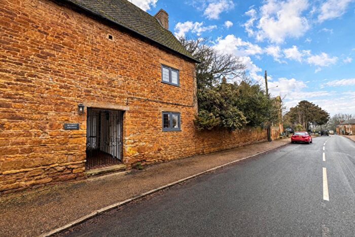 2 Bedroom Cottage To Rent In High Street, Scaldwell, Northamptonshire, NN6