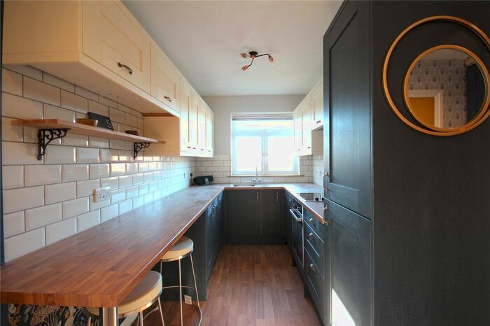 2 Bedroom Flat To Rent In Mayfield, London Road, Dunton Green, Sevenoaks, TN13