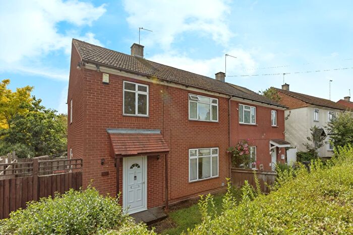 3 Bedroom Semi-Detached House For Sale In Ravensbury Road, Orpington, BR5