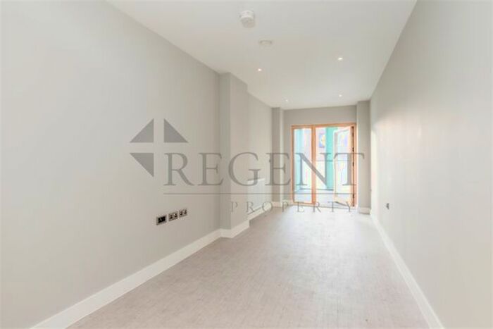 2 Bedroom Flat To Rent In Rubix House, Southall, UB1