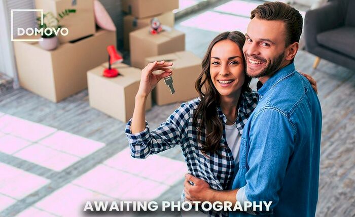 2 Bedroom Semi-Detached House For Sale In Bootmaker Close, NN11