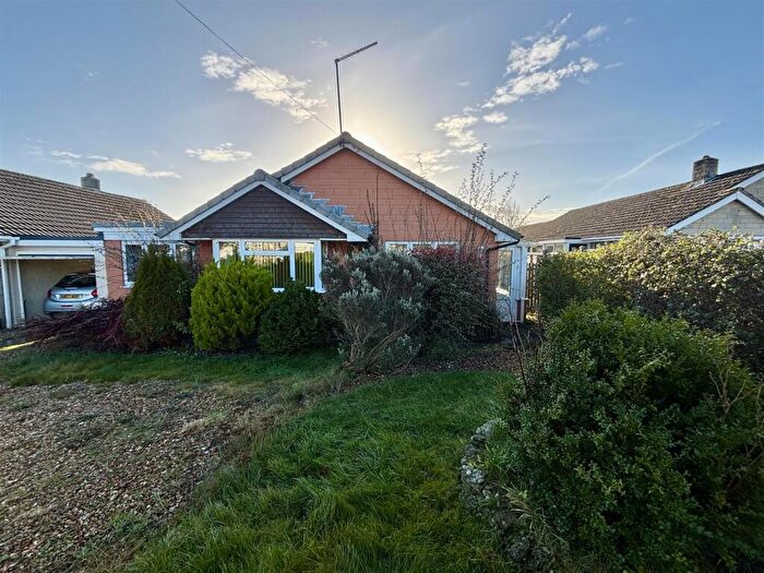 4 Bedroom Detached Bungalow For Sale In Glyn Place, East Melbury, Shaftesbury, SP7