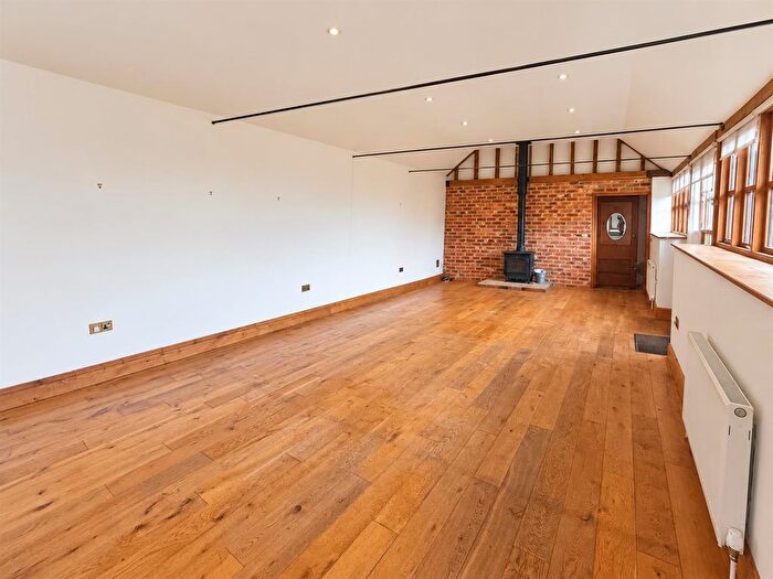 4 Bedroom Barn Conversion To Rent In Braintree Road, Gosfield, Halstead, CO9