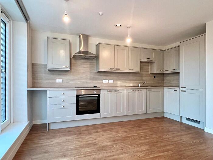 2 Bedroom Duplex To Rent In Leven Street, Edinburgh, EH3