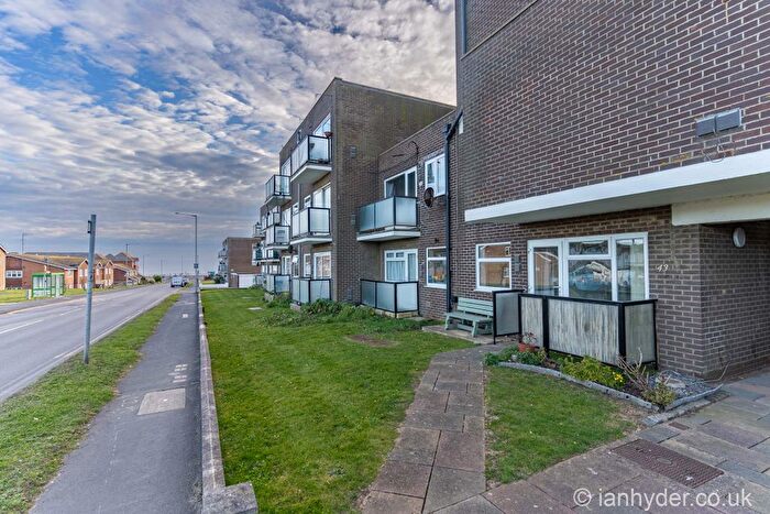 1 Bedroom Flat To Rent In Fairfield, Sutton Avenue, Peacehaven, BN10