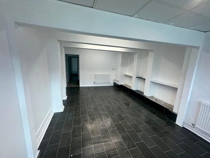 Studio To Rent In Felixstowe Road, Ipswich, IP3