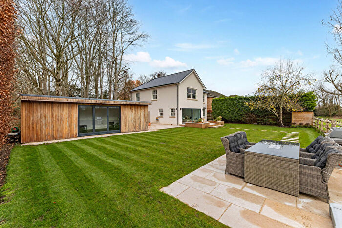 4 Bedroom Detached House For Sale In Bentley, Farnham, GU10