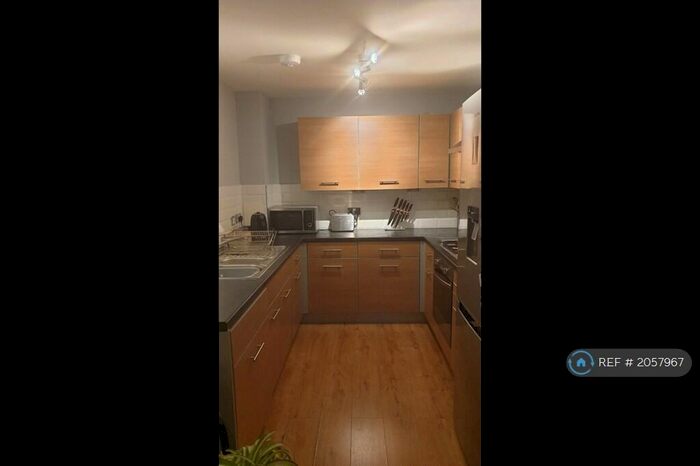 1 Bedroom Flat To Rent In Brighton Road, Purley, CR8