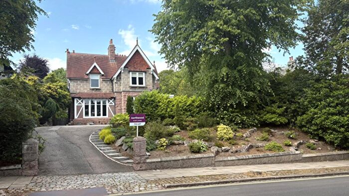 5 Bedroom Semi-Detached House To Rent In Rubislaw Den South, The West End, Aberdeen, AB15