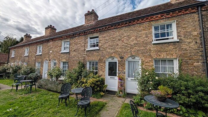 1 Bedroom Terraced House To Rent In Cattle Market, Sandwich, Kent, CT13