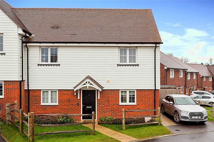 3 Bedroom Semi-Detached House For Sale In Field Rise, Ticehurst, Wadhurst, East Sussex, TN5