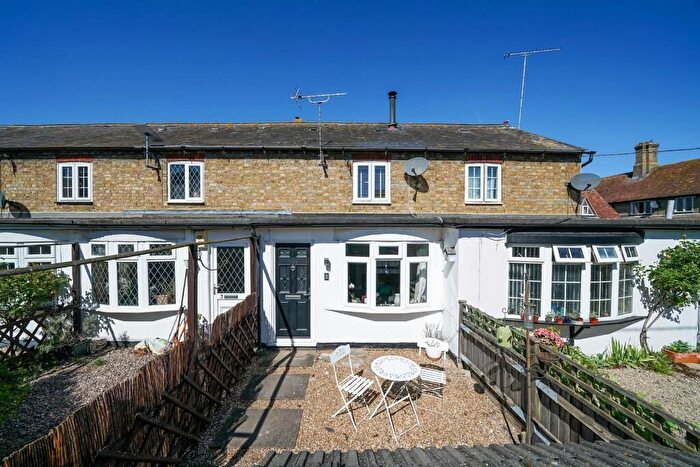 1 Bedroom Terraced House For Sale In Chapel Lane, Ivinghoe Aston, LU7