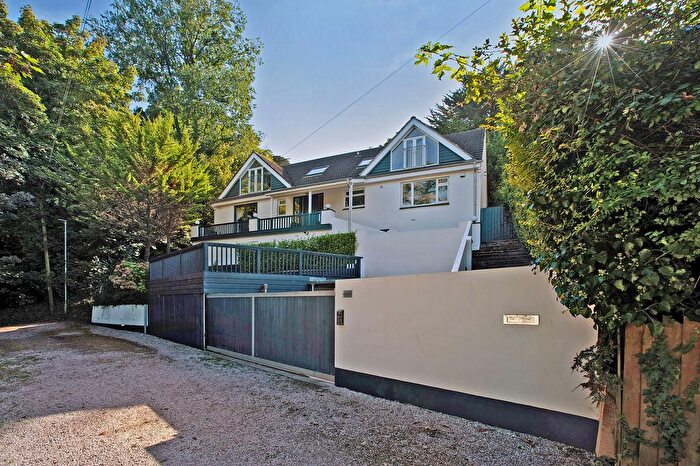 5 Bedroom Detached House To Rent In Kents Road, Torquay, TQ1