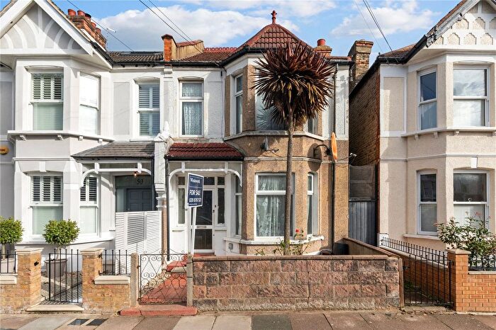 3 Bedroom Semi Detached House For Sale In Eswyn Road, London, SW17