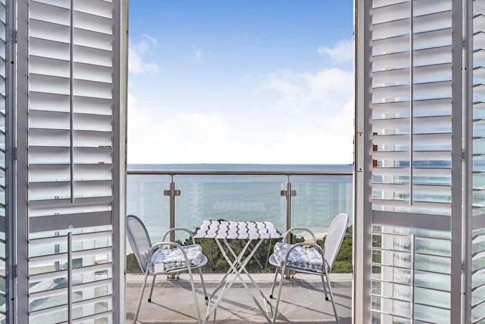 3 Bedroom Flat For Sale In Admirals Walk, West Cliff Road, Bournemouth, Dorset, BH2