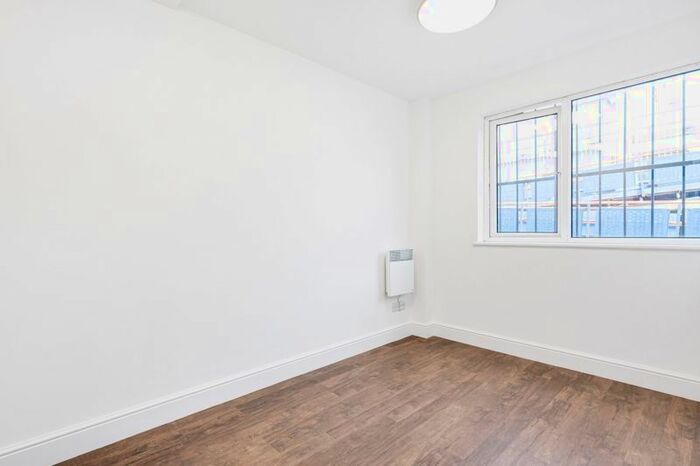 2 Bedroom Property To Rent In White Post Lane, London, E9