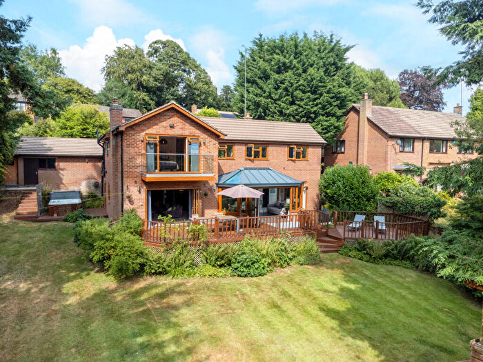 5 Bedroom Detached House For Sale In Clarkes Way, Welton, Daventry Northamptonshire, NN11