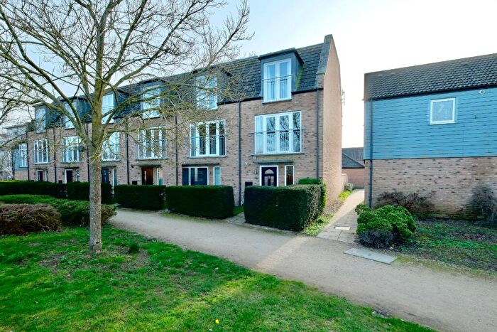 3 Bedroom Town House For Sale In Gatekeeper Walk, Little Paxton, St. Neots, Cambridgeshire, PE19
