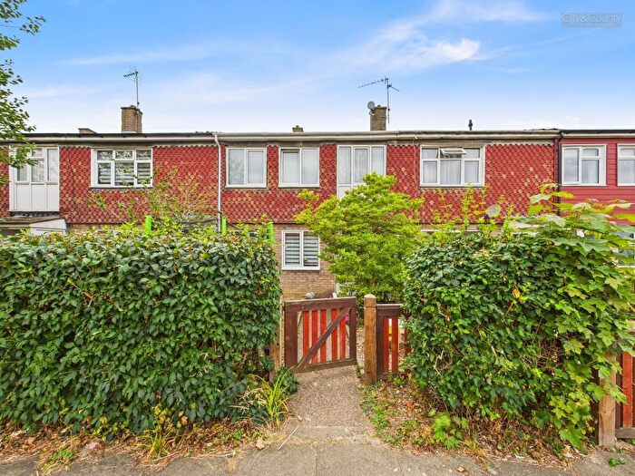 3 Bedroom Terraced House For Sale In Edgcote Close, Peterborough, PE3