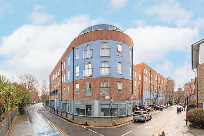 1 Bedroom Flat For Sale In Cable Street, London, E1W
