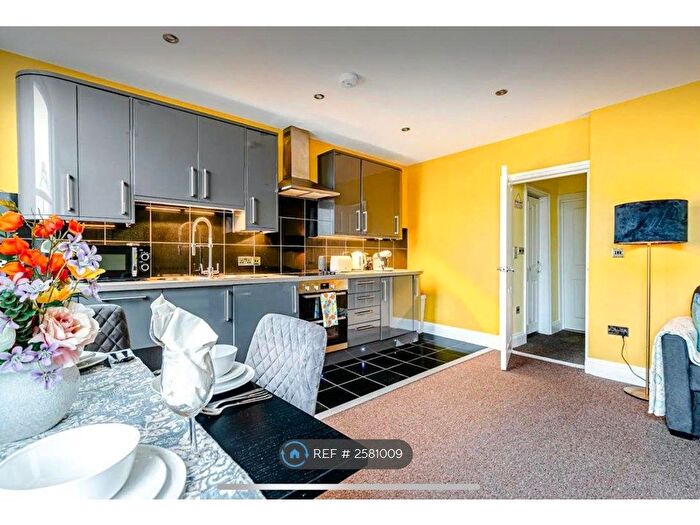 1 Bedroom Flat To Rent In Bartholomews, Brighton, BN1