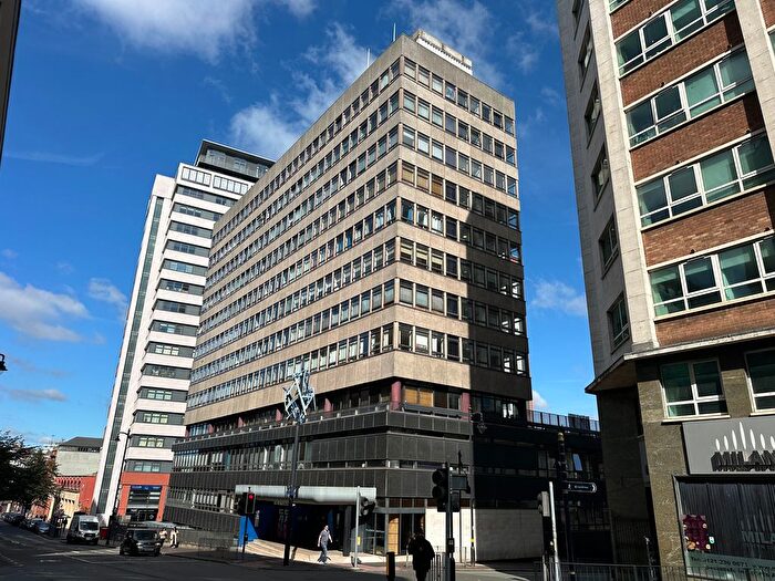 2 Bedroom Flat To Rent In Millennium Apartments, Newhall Street, Birmingham, B3