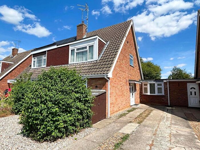 4 Bedroom Semi Detached House For Sale In Granta Road, Sawston, Cambridge, CB22