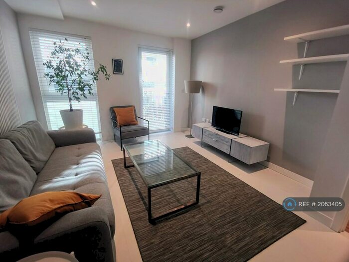 1 Bedroom Flat To Rent In Jefferson Court, London, N1