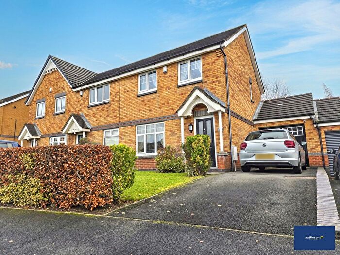 3 Bedroom Semi Detached House For Sale In Greenhills, Killingworth, Newcastle Upon Tyne, NE12