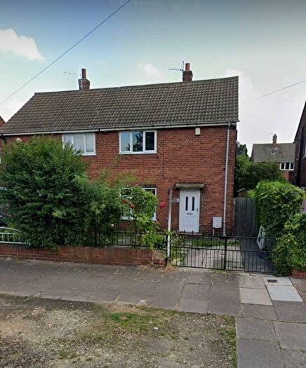 2 Bedroom Semi-Detached House To Rent In Love Lane, Castleford, WF10