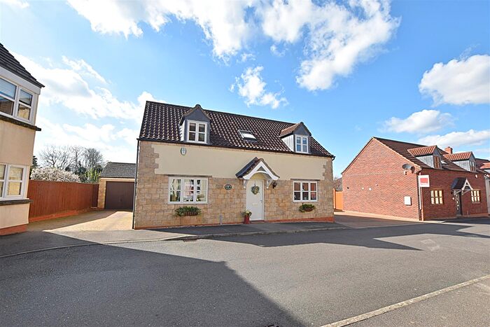 3 Bedroom Detached House For Sale In Peterson Drive, New Waltham, DN36