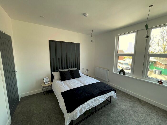 1 Bedroom End Of Terrace House To Rent In Beardall Street, Hucknall, NG15